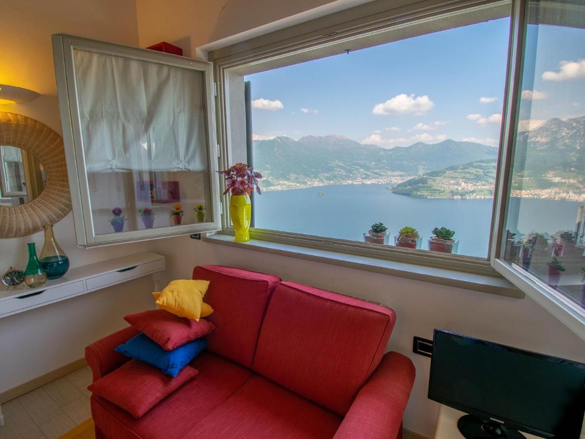 Cherubino - Stunning Lake View With Swimming Pool Parzanica ภายนอก รูปภาพ